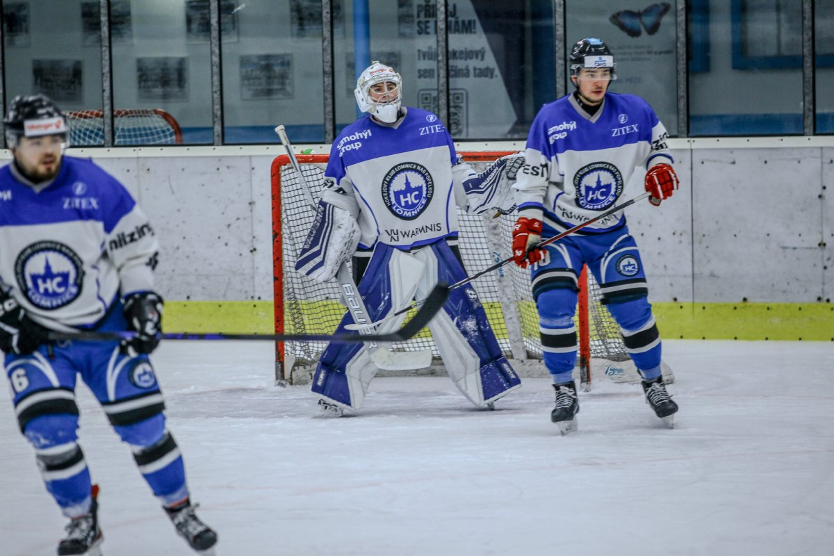 Prvn� �tvrtfin�le v prodlou�en� rozhodl favorit z Turnova