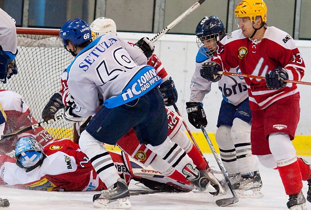 V ned�li s VTJ Liberec p��m� souboj o prvn� �ty�ku