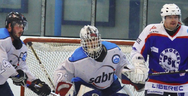 Mu�i vstupuj� do 2. poloviny z�kladn� ��sti