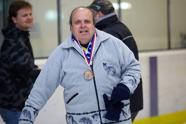 Zem�el tren�r Zdeno Matis.