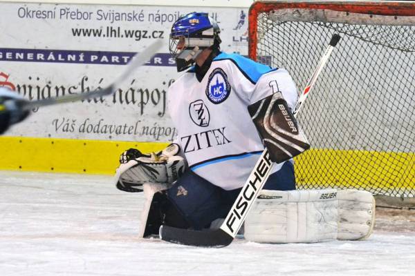 Hokejist� Lomnice p�iv�taj� SK �I�KOV PRAHA