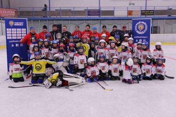 Na lomnick�m zimn�m stadionu prob�hla akce �T�den hokeje�
